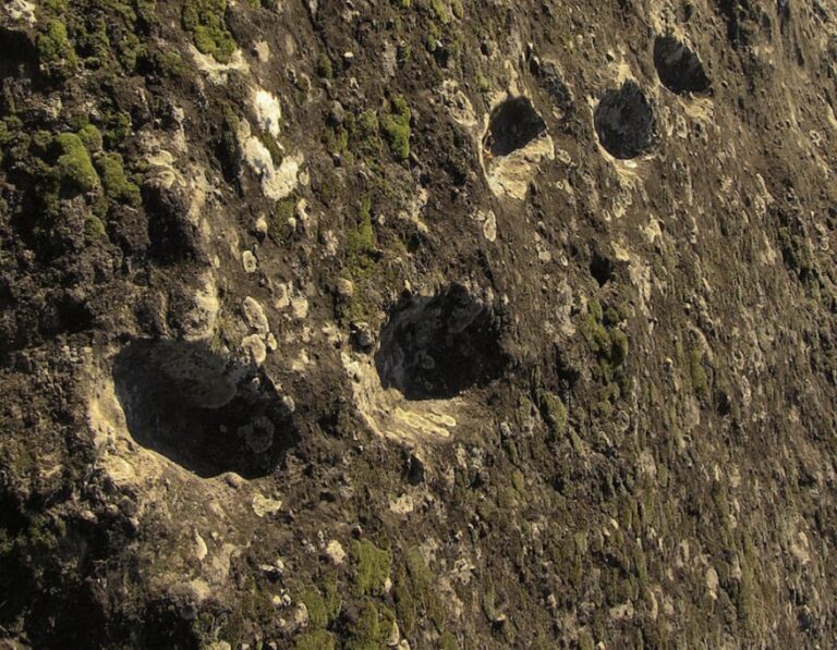 Aeriel image of the devil's footprints in Italy
